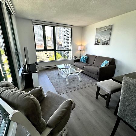 Stunning Ocean Apartment Vancouver Exterior photo
