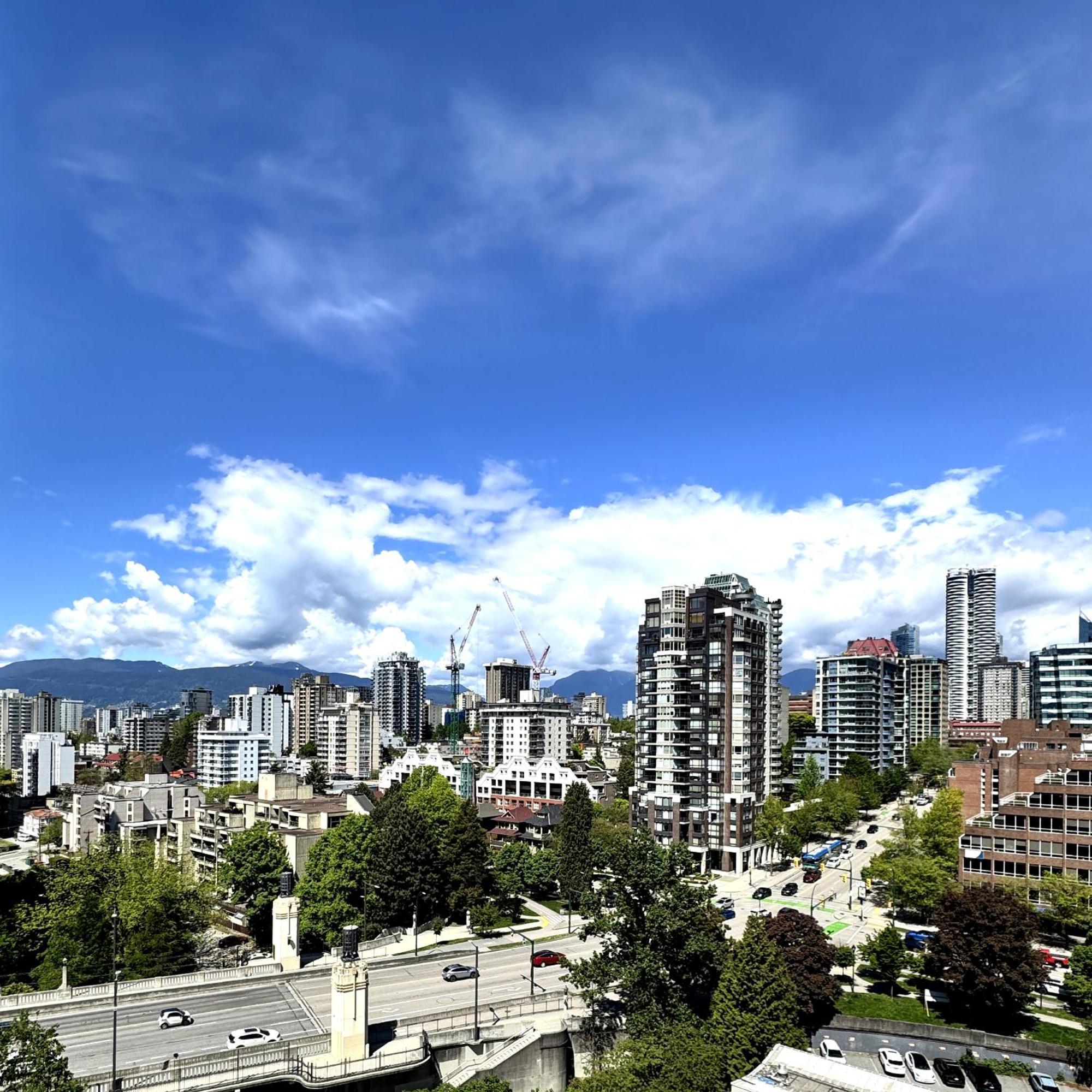 Stunning Ocean Apartment Vancouver Exterior photo